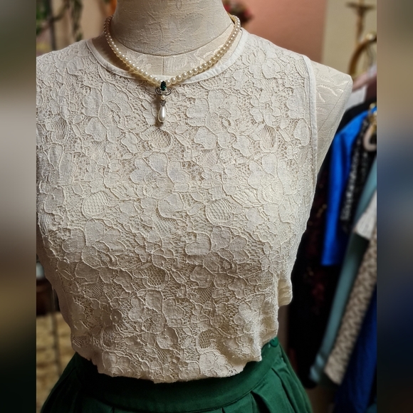 White Lace Cotton Blouse size Small - Picture 2 of 4